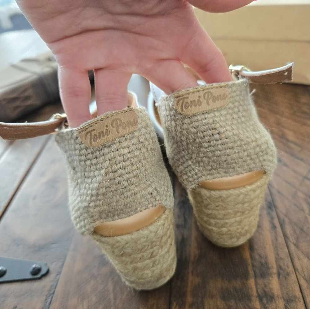Toni Pons Costa 5 Lloret Espadrille White Leather. Size US 7.5. New.